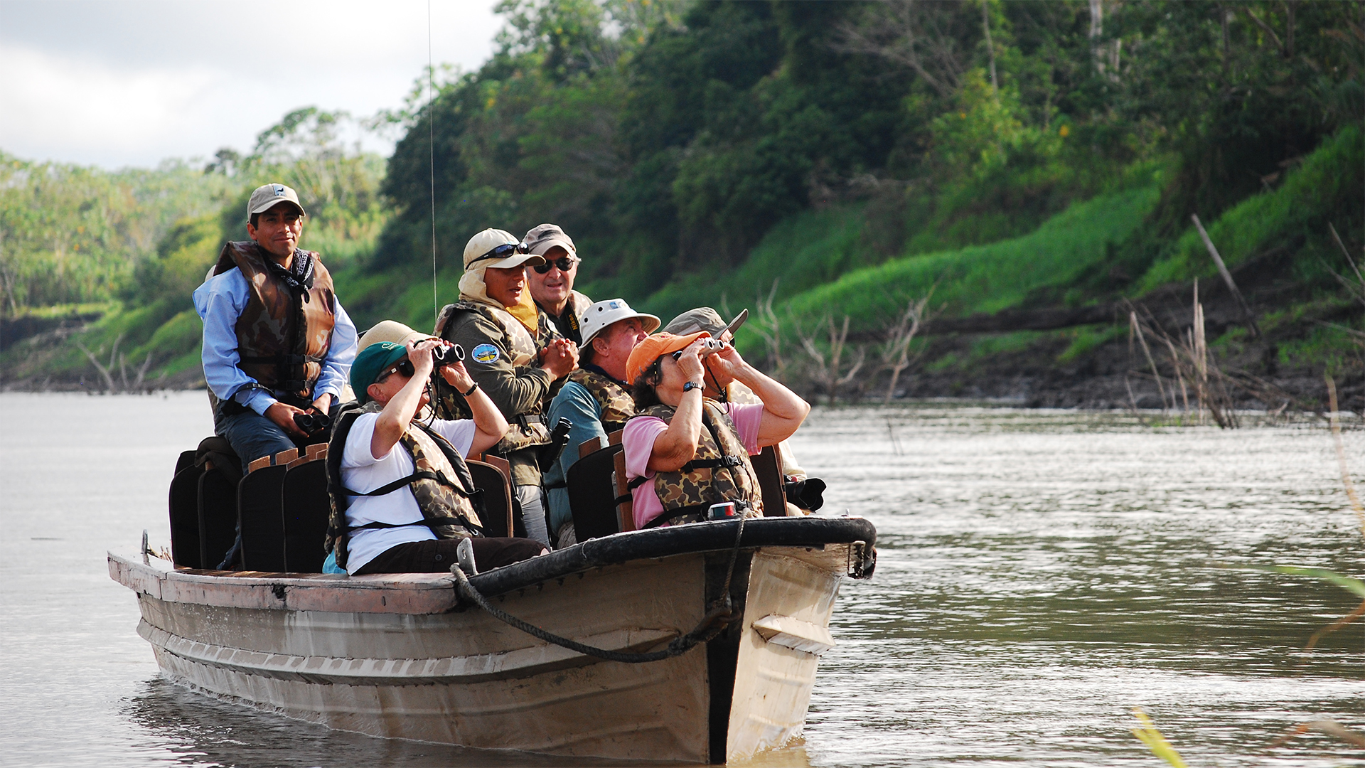 Nat Hab Guests explore the Amazon in Peru